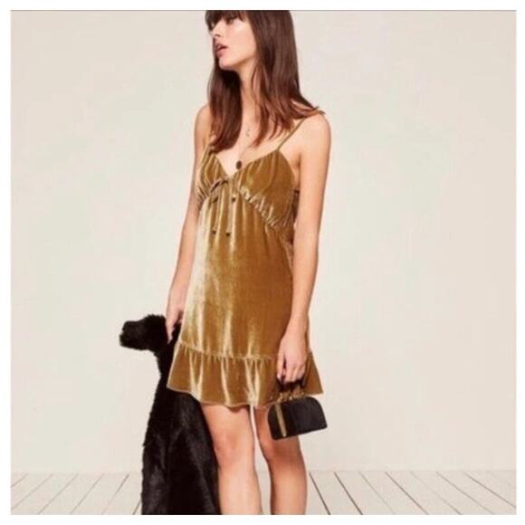 NWT Reformation Polly Mini Dress Velvet Gold V-Neck Ruffle Silk Blend Swing Sz S - Picture 1 of 7